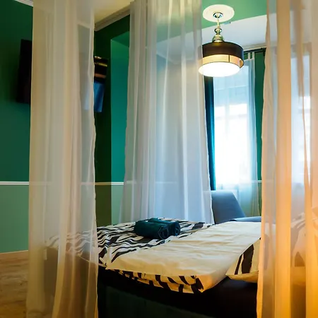 Punkt - Apartament Z Jacuzzi W Centrum Gliwic Gliwice Exterior photo