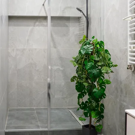 Punkt - Apartament Z Jacuzzi W Centrum Gliwic Gliwice Exterior photo