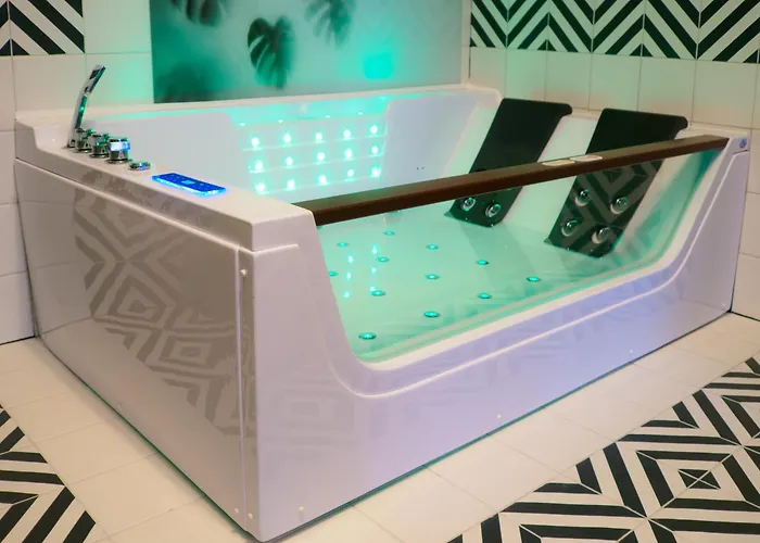 Punkt - Apartament Z Jacuzzi W Centrum Gliwic