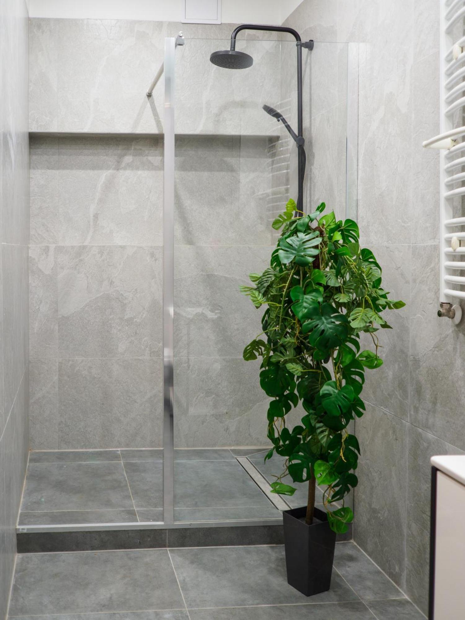 Punkt - Z Jacuzzi W Centrum Gliwic *